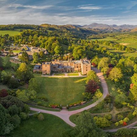 Muncaster Castle Coachman'S Quarters Bed & Breakfast Рейвънглас Екстериор снимка